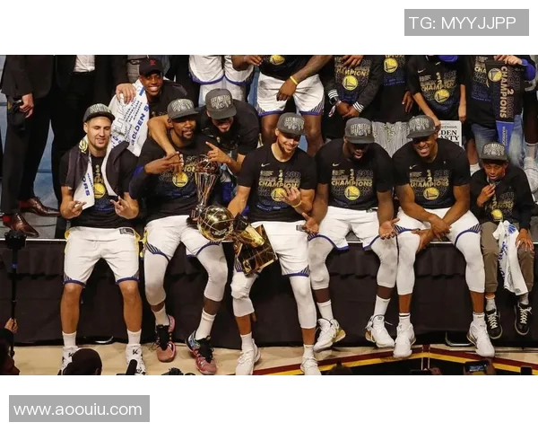 篮球十佳球集锦 展现激情与技巧的极致碰撞