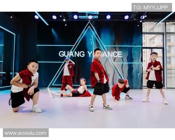 重庆街舞队比赛经验的变革与热议引发的街舞文化新潮流